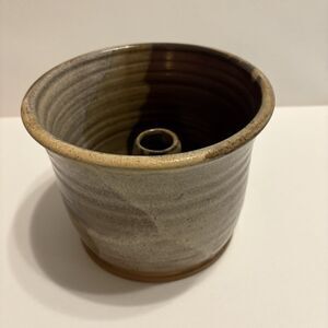 Nancy Fairbanks Pottery Chicken Poultry Roaster Apple Baker Signed 5" Neutral